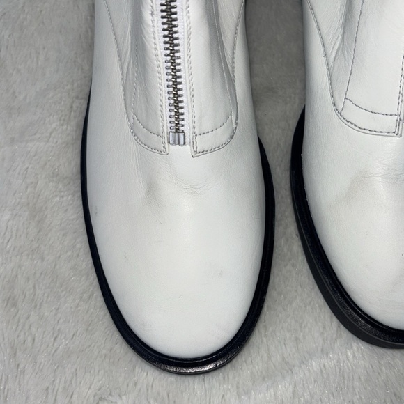 GUC STUART WEITZMAN Lodge Zip Leather Bootie in White Size 8B **defects** Moto - Picture 11 of 11